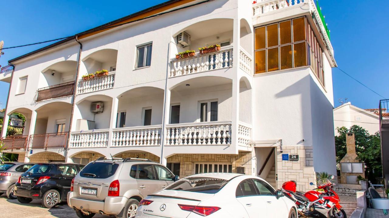 Apartments Curic Trogir Extérieur photo