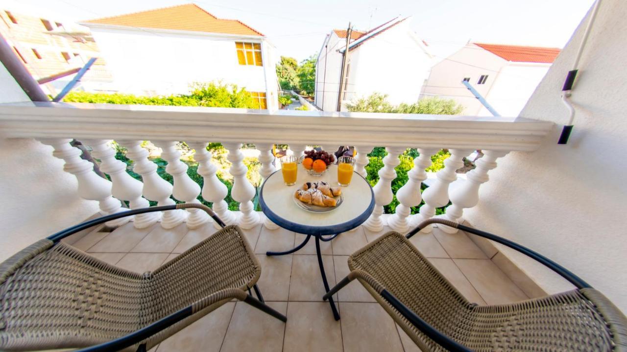 Apartments Curic Trogir Extérieur photo