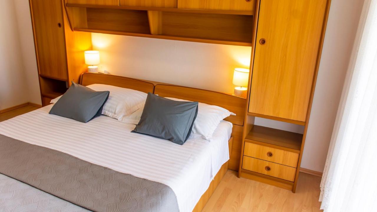 Apartments Curic Trogir Extérieur photo